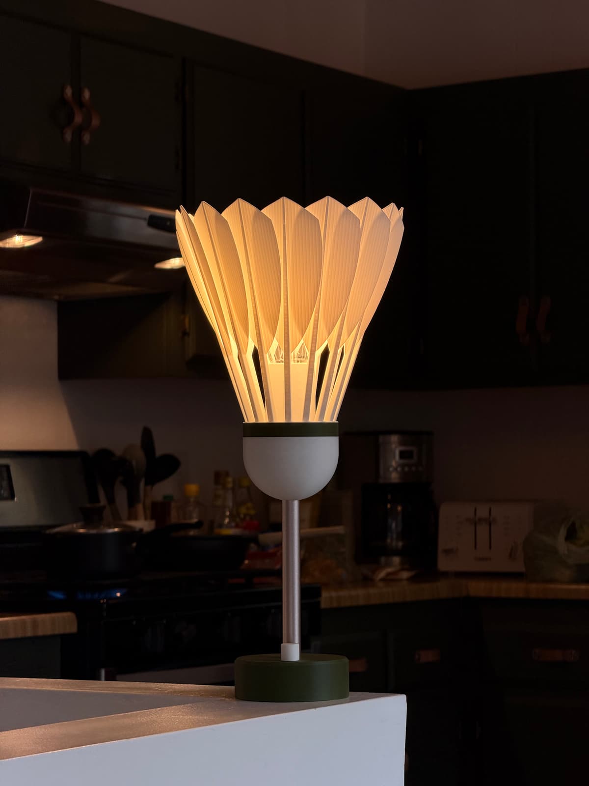 Close-up of Elena Lamp 3D-printed Eco-Polymer feather detail and texture
